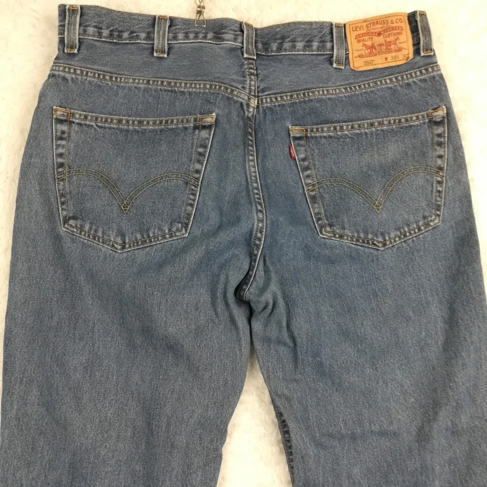 Levis levi mens